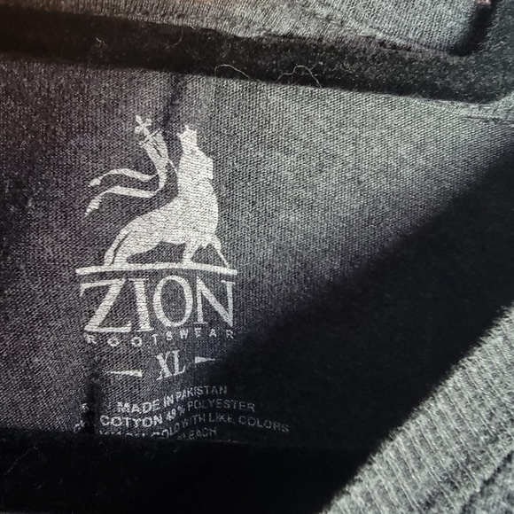 JOHNNY CASH Man in Black graphic UNISEX tee Sz XL - Picture 4 of 4